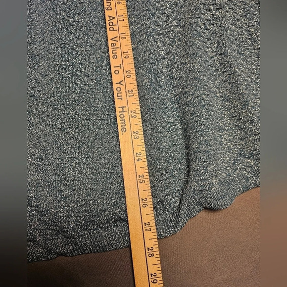 Cato Sweater with Silver Sparkles sz 18/20 - Picture 9 of 11